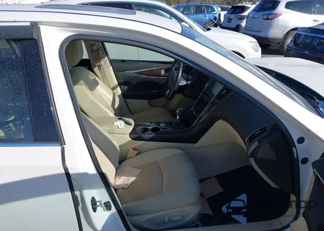 2014 Infiniti Q50 Premium z USA, uszkodzony, nr VIN JN1BV7AR8EM693578